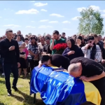 На Волині провели в останню дорогу Героя Івана Оксенчука