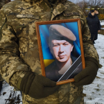 Похорон через майже 2 роки після загибелі: на Волині попрощалися із Героєм України Віталієм Пархомуком