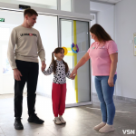 Медогляд для першокласників без біганини по кабінетах: як це працює у Луцькій міській дитячій поліклініці