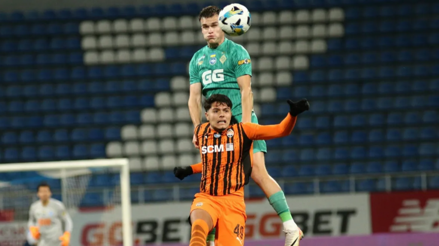 Відомий тренер з Луцька назвав футболіста, який може замінити капітана збірної України