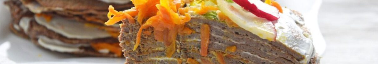 Печінковий торт на свята: простий рецепт ніжної страви, яка першою зникає зі столу