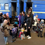 Один раз на вісім днів: на Волинь з Донеччини курсуватимуть евакуаційні поїзди