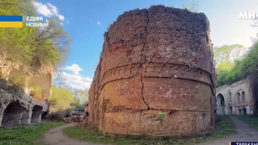 Тараканівський форт, туристи