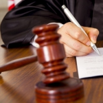 Волинянка у співмешканця вкрала золотих прикрас на понад 120 тис. грн і вимагала викуп за них