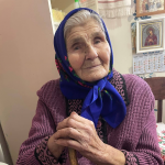 І нині сама готує їсти та підтримує порядок у домі: історія життя 90-річної бабусі з Волині