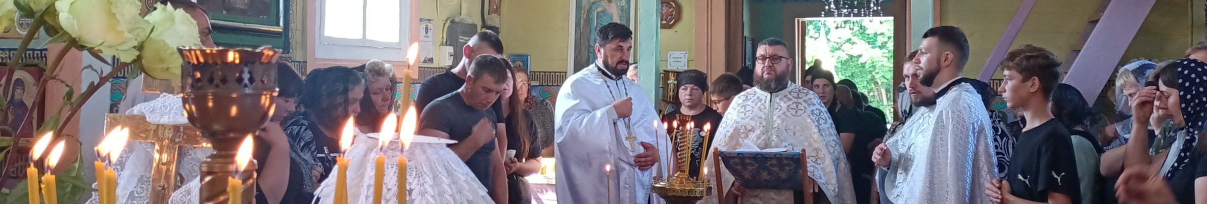 Три доньки втратили батька: на Волині попрощалися з Героєм Сергієм Петровим