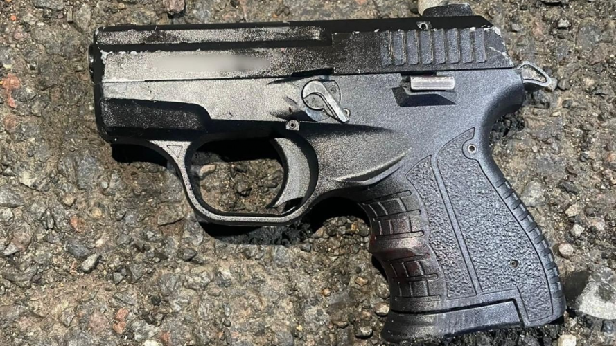 У Ковелі чоловік в гаражі стріляв із пістолета у людину - його судили