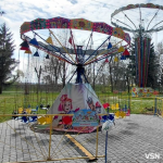 Які атракціони працюють у центральному парку Луцька та яка вартість квитків?