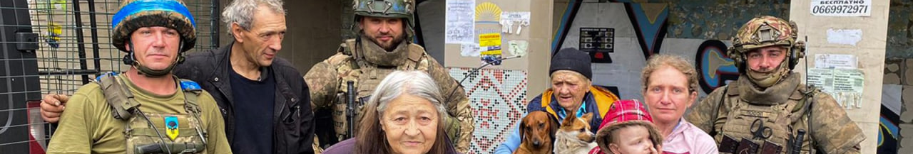 Бійці волинської «сотки» евакуювали з прифронтового села чотири покоління родини разом із песиками