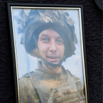 Волиняни попрощалися з 32-річним снайпером Максимом Ткачуком, який загинув на Луганщині