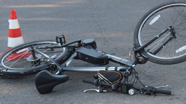 У Луцькому районі вантажівка збила велосипедиста