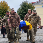 Понад сімнадцять місяців рідні жили в невідомості: на Волині попрощались з Героєм Михайлом Гарбузом