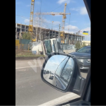 У Луцьку біля «Епіцентру» перекинувся бетонозмішувач. Відео