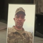 Скандал на Волині: батько загиблого Героя дізнався про нагороду сина від перехожої
