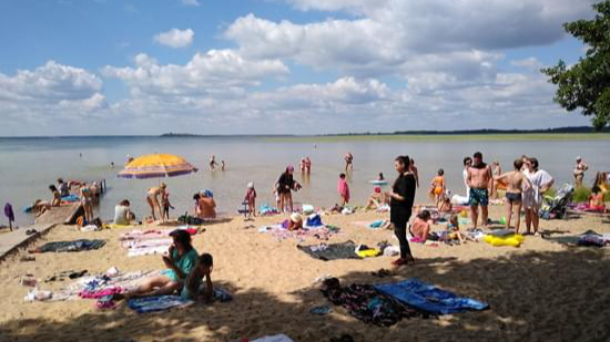 Вночі посварилася з друзями та зникла: на Світязі розшукали 17-річну дівчину