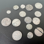 Із Луцька до Польщі хотіли переслати цінні старовинні монети