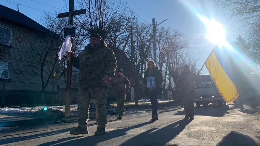 На Волині поховали військовослужбовця десантно-штурмових військ Максима Постєвку