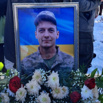 Загинув майже три роки тому: на Волині попрощалися з Героєм Олександром Оксенюком