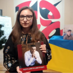 У Луцьку дружина загиблого військового презентувала книгу в його пам'ять