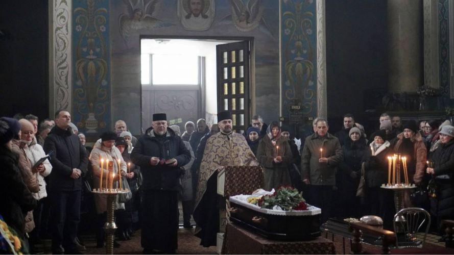 Останні оплески легенді: на Волині попрощалися з композитором Сергієм Шишкіним