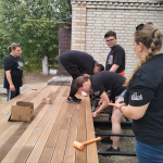 Молодь із усієї України відновлює старий ФАП на Волині, перетворюючи його на молодіжний простір