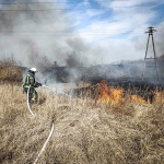 Багато загорянь за кілька годин: як на Волині борються з паліями сухостою