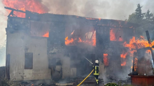 На Волині в старости округу згорів будинок: потрібна допомога