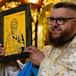 Здав понад 20 літрів крові: священник з Волині став Заслуженим донором України