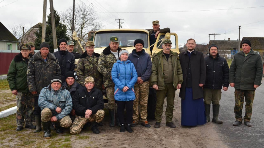 Активісти прибрали 200 гектарів лісу та береги Шацьких озер