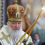 Патріарх Кирило засудив російську молодь, яка поїхала з країни, тікаючи від мобілізації