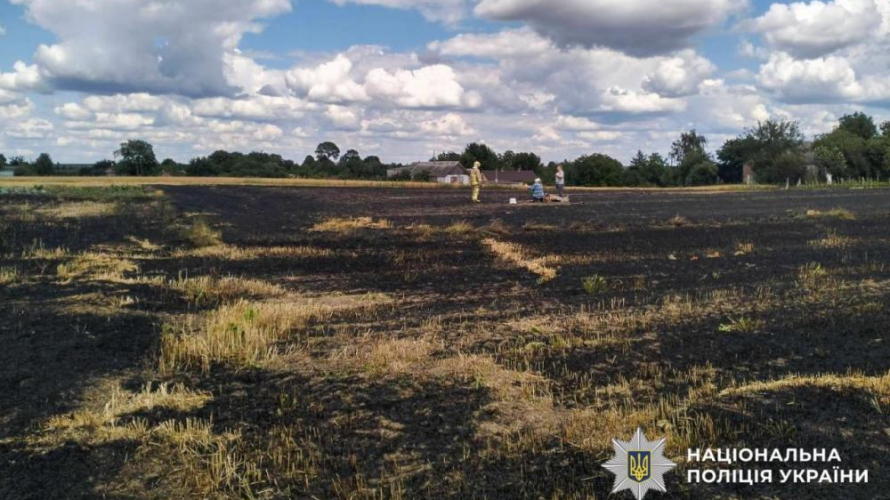 На Рівненщині 90-річна жінка загинула, спалюючи стерню біля будинку