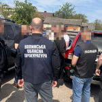 До 8 тисяч доларів за фіктивну інвалідність: на Волині трьох людей підозрюють у схемі для ухилянтів