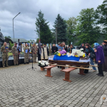 Понад два роки вважався зниклим безвісти: у громаді на Волині попрощалися з Героєм Олександром Барилюком