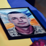 Ворожий обстріл обірвав життя: на Волині попрощалися з полеглим воїном Олександром Денисюком