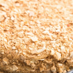 Торт без духовки: як приготувати ніжний десерт на сковороді