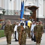 Загинув майже два роки тому: у Луцьку попрощались з молодим Героєм Іллею Пузирніковим