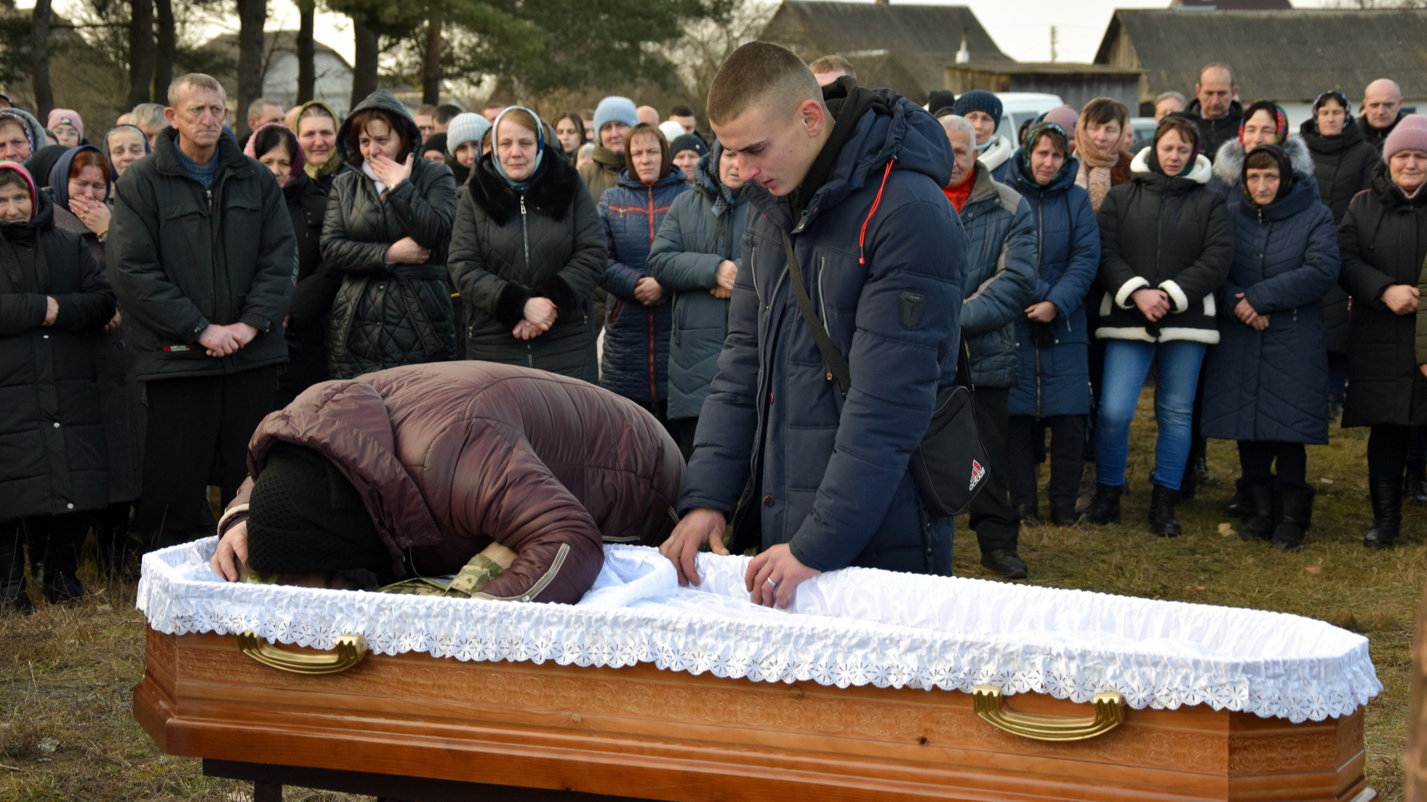 Без підтримки залишилися матір та брат: у селі на Волині поховали молодого Героя Богдана Абрамовича