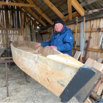 Родинна традиція: як 68-річний волинянин вручну робить човни для всієї України