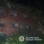 Закарпаття, п'яна дівчина випала з вікна