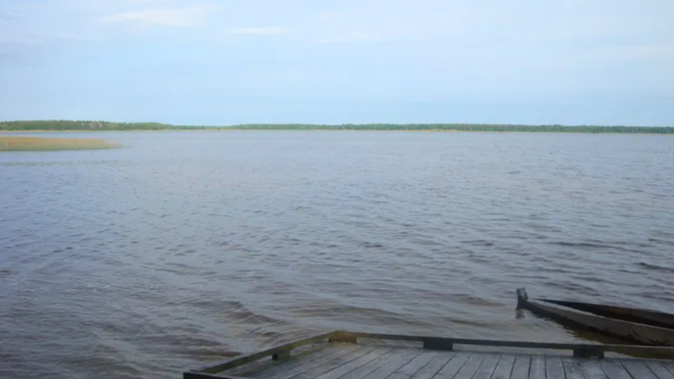 700 гектарів водойми на кордоні двох країн: волиняни і білоруси ділять озеро
