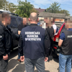 8 тисяч доларів за фіктивну інвалідність для ухилянтів: викрили трьох волинян