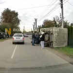 Вантажівка перекинулася на бік: у Луцькому районі сталася ДТП