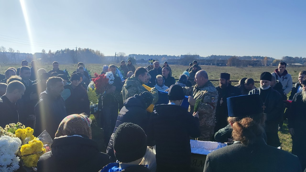 Загинув внаслідок підриву мінно-вибухового пристрою: на Волині поховали молодого Героя Олександра Друкачука