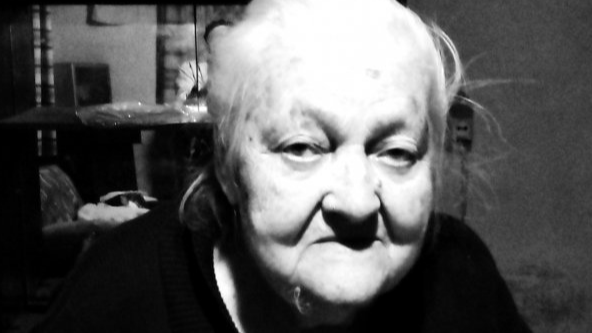 Поховала чоловіка, сина, невістку та онука: бабуся у 88 років переїхала на Волинь