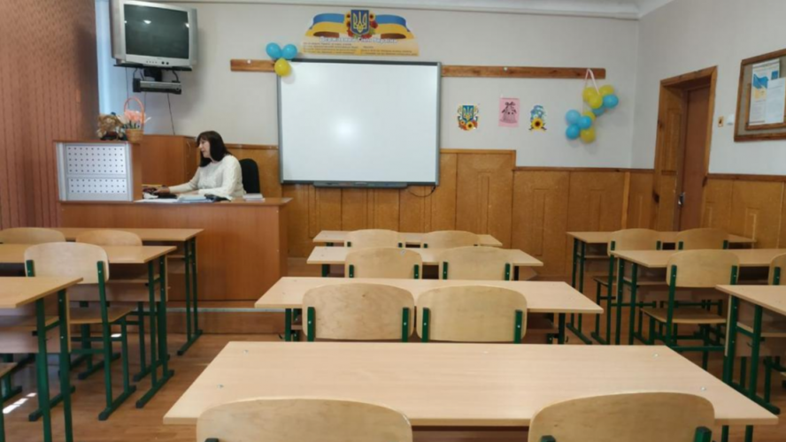 На Волині через ГРВІ та грип 5 ліцеїв і 100 класів перейшли на онлайн навчання