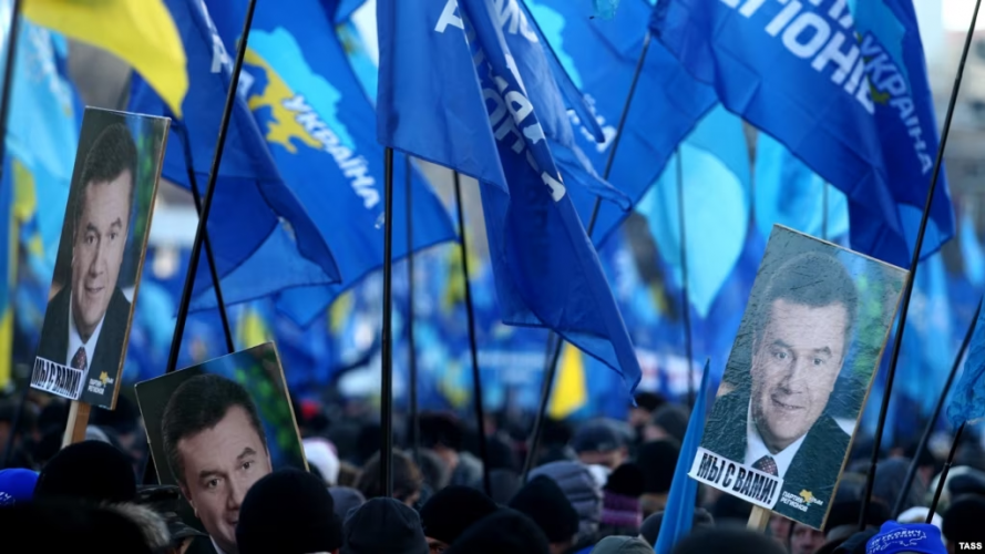 В Україні суд офіційно заборонив діяльність Партії регіонів