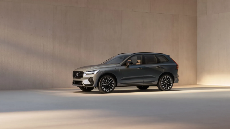 Volvo XC60: баланс динаміки, комфорту та сучасних технологій