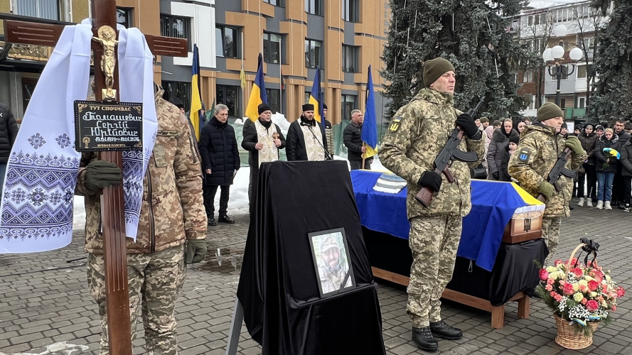 Загинув у день свого народження: на Волині попрощалися із 55-річним Героєм Сергієм Томашевичем
