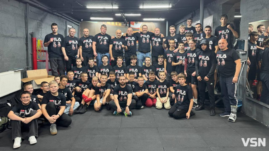Бокс виховує чесність і стійкість: як на Рівненщині розвивається дитячий спортивний клуб «Рух»