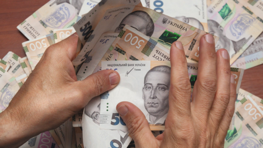 Майже 1700 потерпілих: за 11 місяців шахраї ошукали волинян на 79 мільйонів гривень